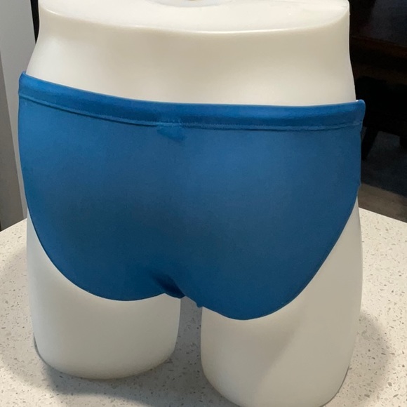 Mens swim brief/suit - Picture 3 of 8